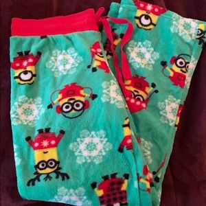 Despicable Me Minion Pajamas - L fleece minion pjs